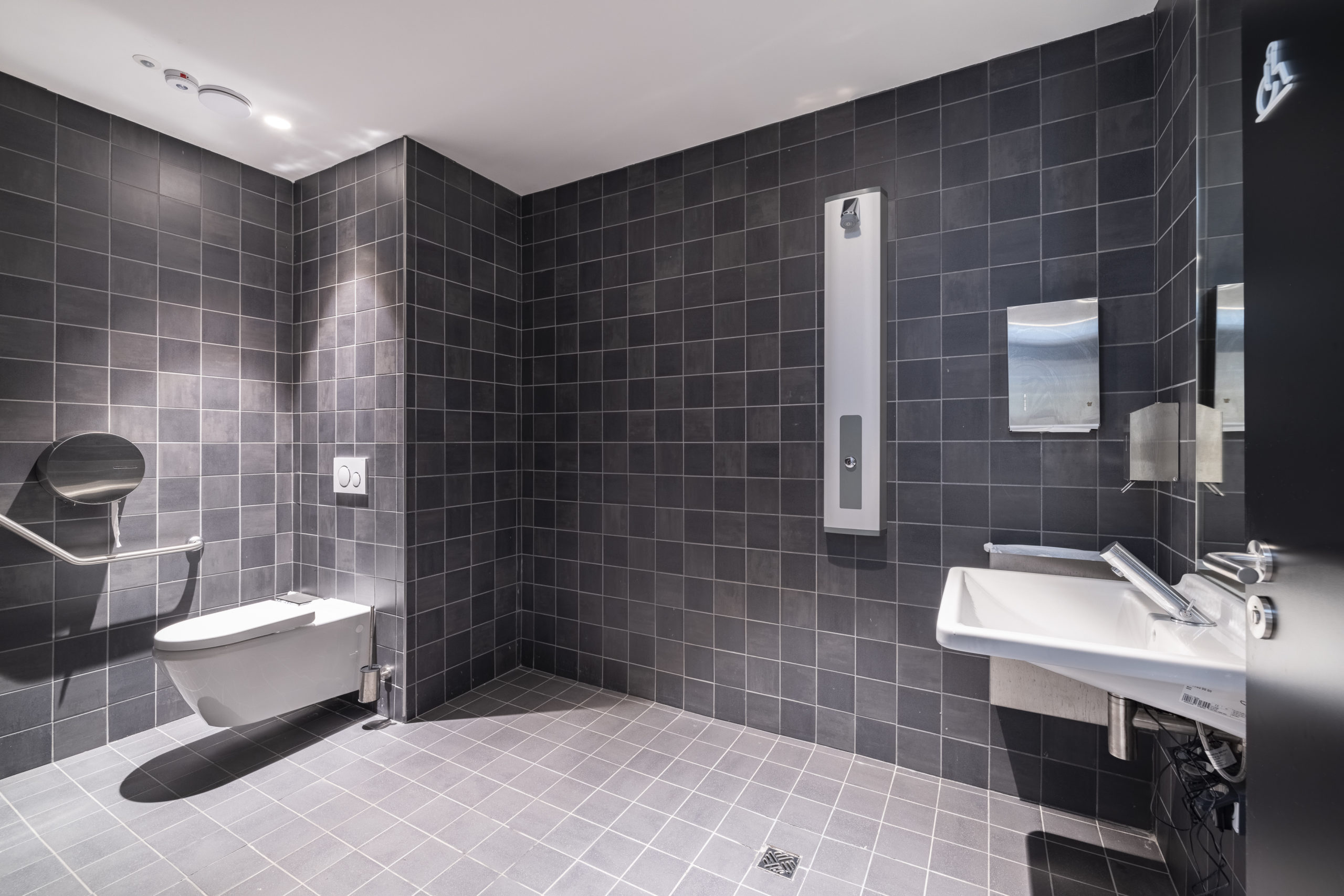 The Corporate Gym - 50 Cr de l'Île Seguin, 92100 Boulogne-Billancourt, France-015